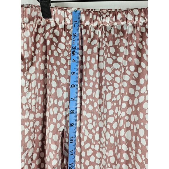 BOOHOO WOMENS MIDI SKIRT - PINK SATIN SPLATTER DOT - HIGH SLIT - SIZE 12 - Picture 10 of 10